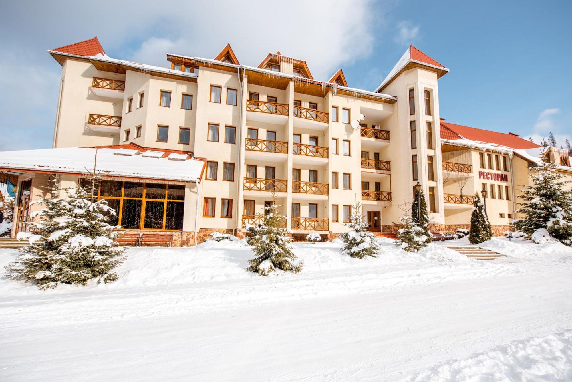Zahar Berkut Hotel Slavske Exterior photo